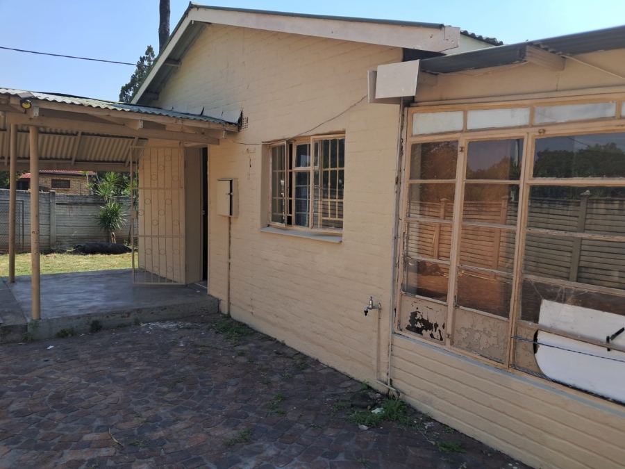 2 Bedroom Property for Sale in Oos Einde North West